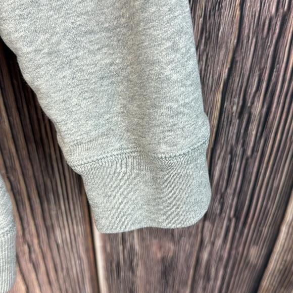 Carhartt Unisex Gray Hoodie- Size 10/12 Medium - Picture 5 of 13